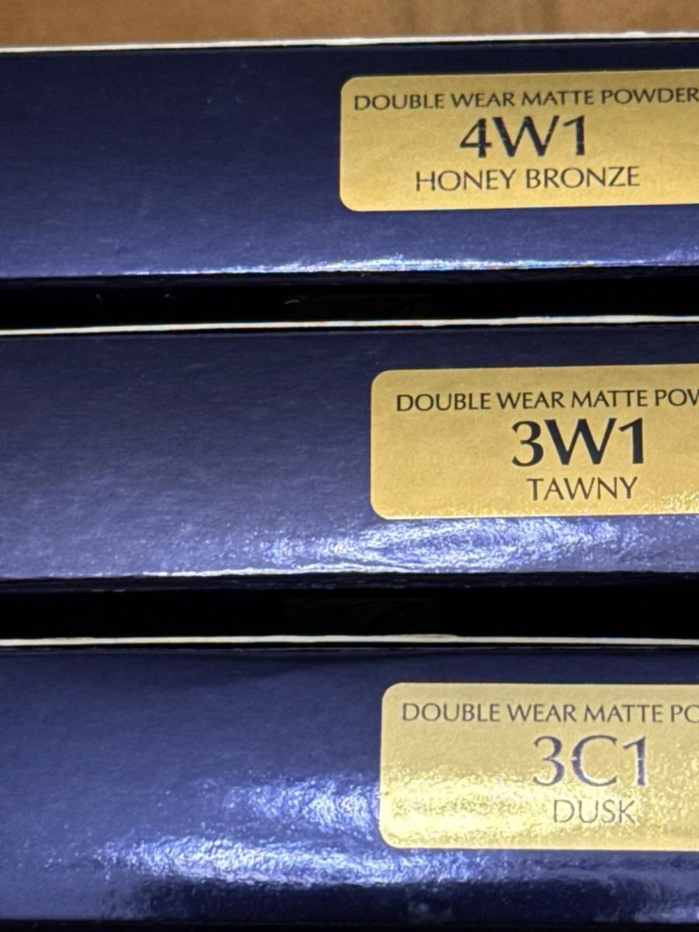 Estee Lauder lightweight pressed
